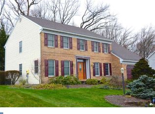 18 Kenny Dr, Mohnton, PA 19540