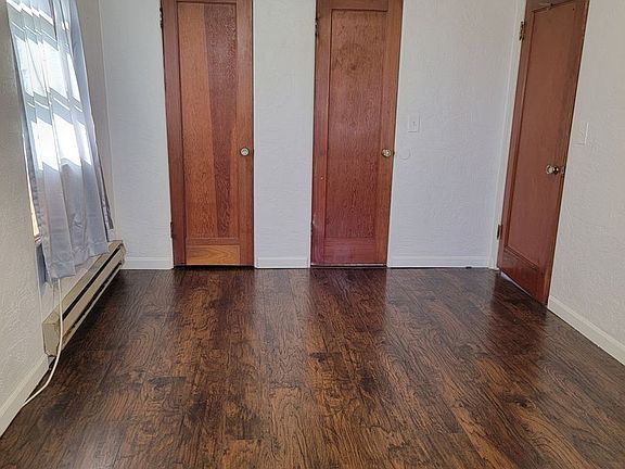5th image of 310 1/2 SE 6th St