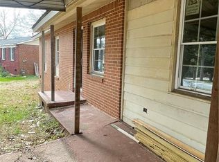 781 Needle Dr, Forest Park, GA 30297