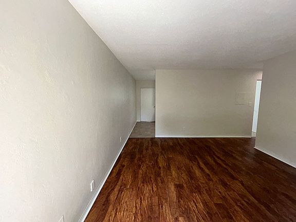 4th image of 3007 50th St S APT 3B