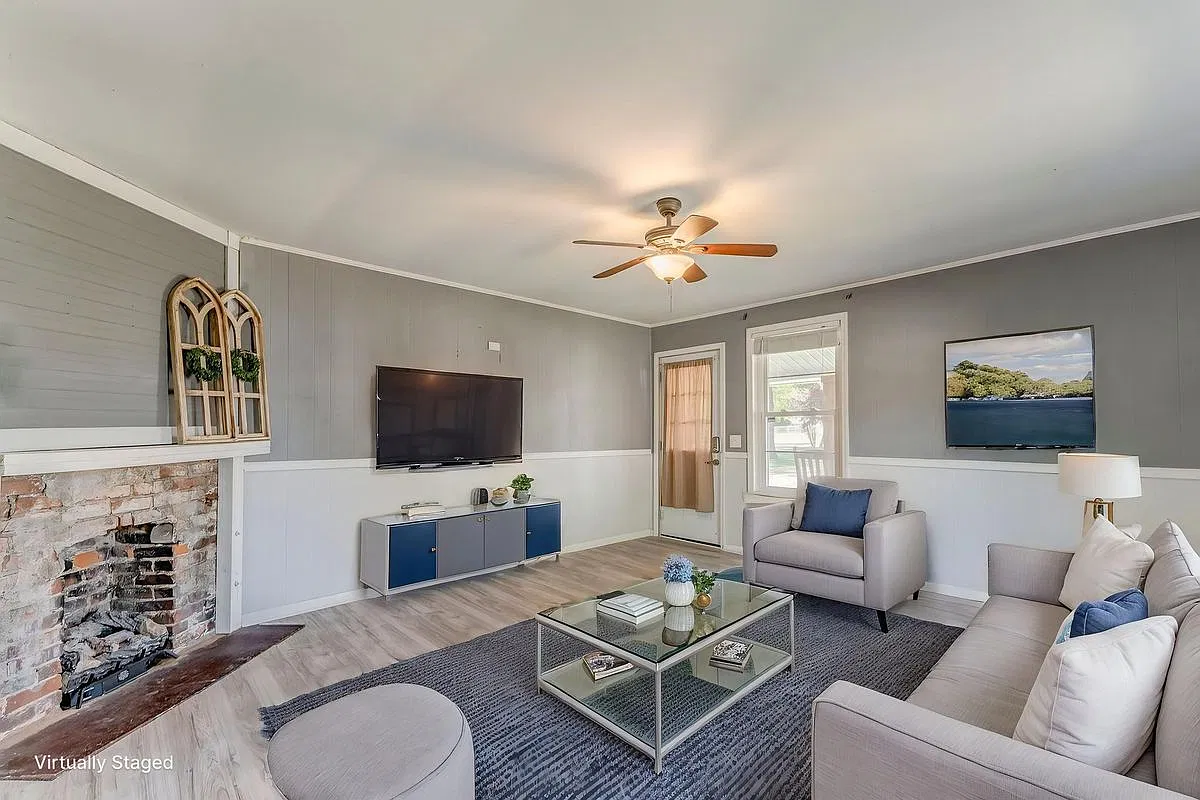 2 bed, 1.0 bath, 1209 sqft, $1,500 — Photo 3