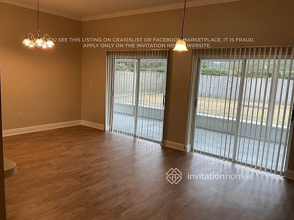 4th image of 12179 Blackheath Cir