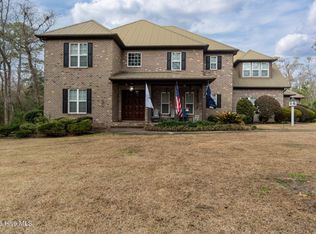 217 Steep Hill Drive, Swansboro, NC 28584
