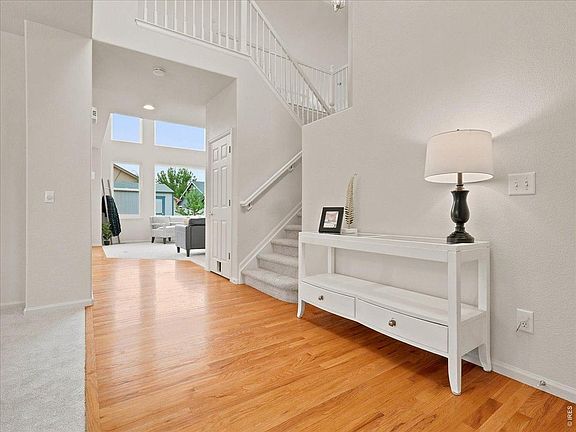 3rd image of 10234 Farmdale St