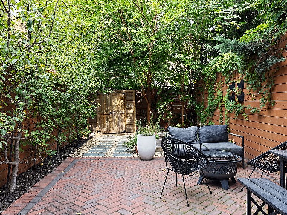 1st image of 659 De Graw St #1