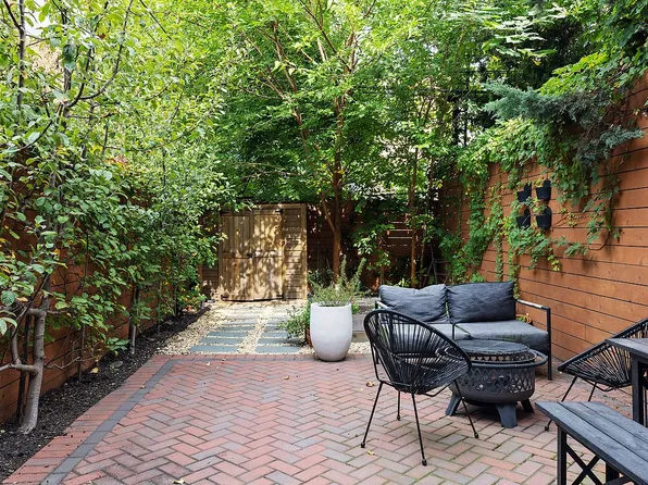659 De Graw St #1, Brooklyn, NY 11217