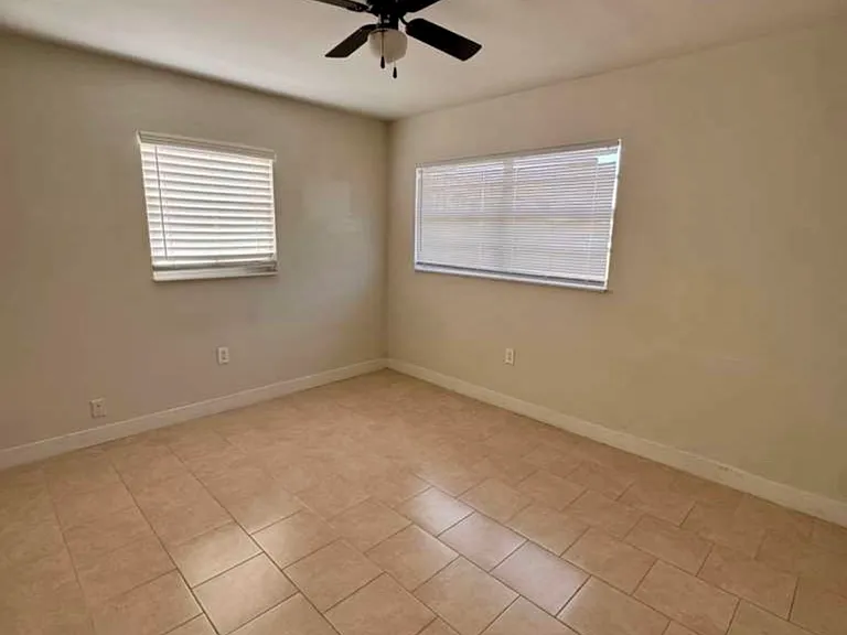 715 Joel Blvd #A — Photo 7