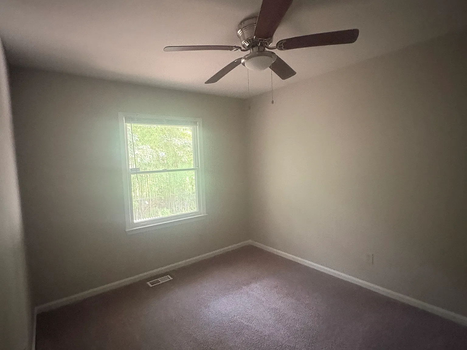 3 bed, 2.5 bath, 1386 sqft, $1,800 — Photo 4