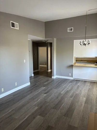 2530 Cathy Ct — Photo 10
