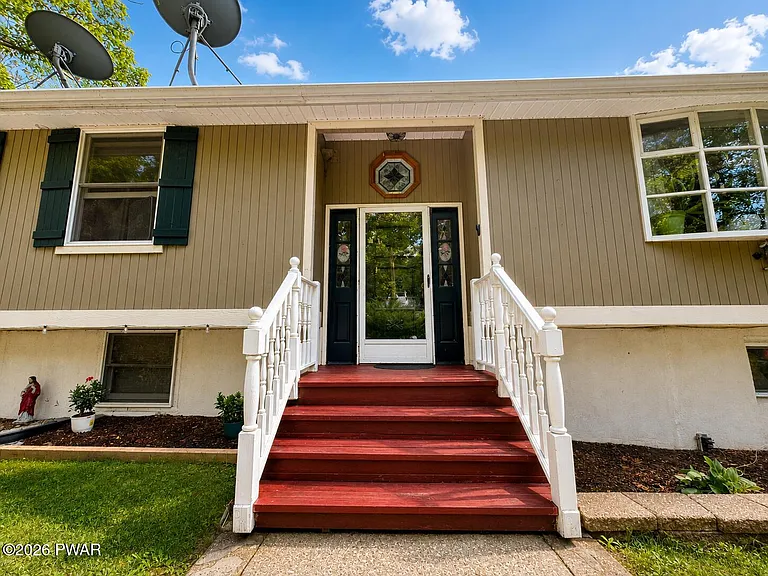 2193 Spring Dr — Photo 43