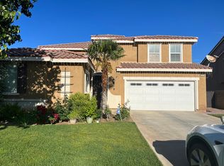 39429 Desert Lilly Ct, Palmdale, CA 93551