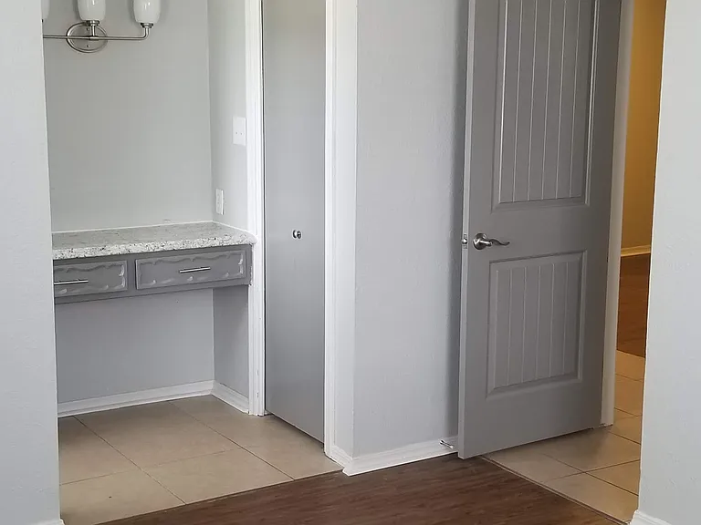 2613 Wyandotte Way — Photo 6