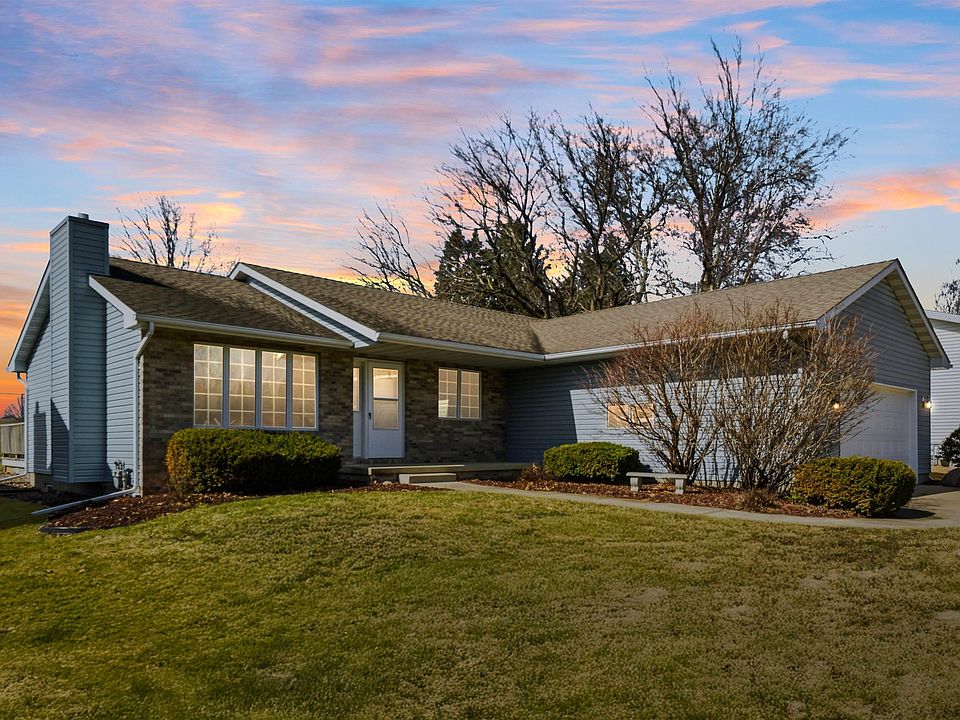 1st image of 929 Barnett Dr