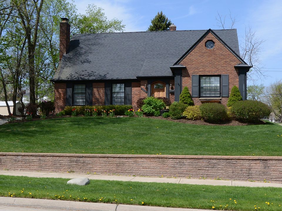 1st image of 4019 Parkway Dr