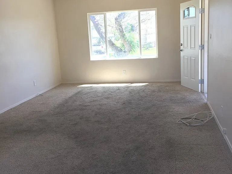 14853 Anaconda St — Photo 35