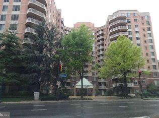 7500 Woodmont Ave APT 511, Bethesda, MD 20814