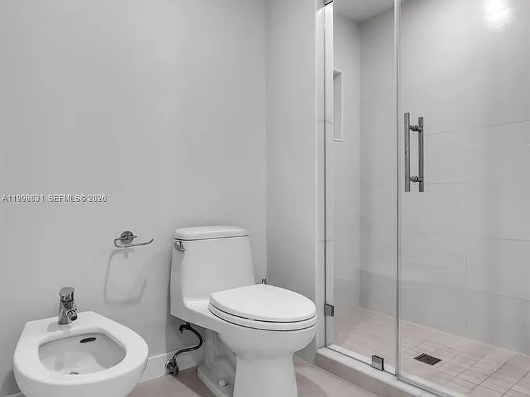 251 Crandon Blvd #1037 — Photo 33
