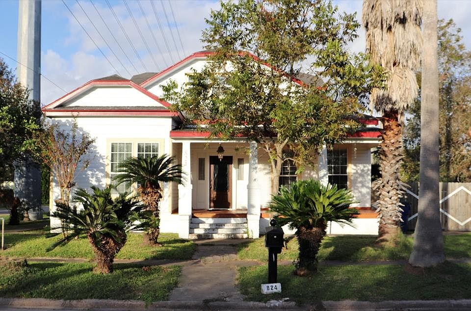 1st image of 824 N Avenue A
