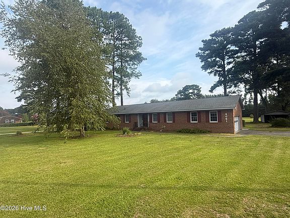 3rd image of 4061 Charles Boulevard