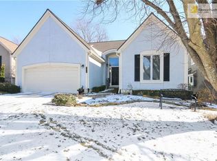 7817 W 117th Ter, Overland Park, KS 66210