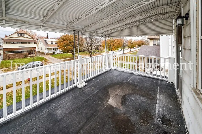 2178 Glenbury Ave — Photo 13