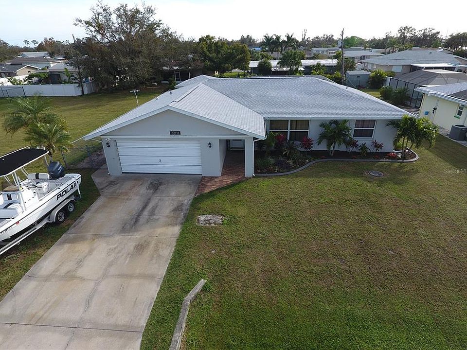 1st image of 22111 RIVERHEAD AVENUE