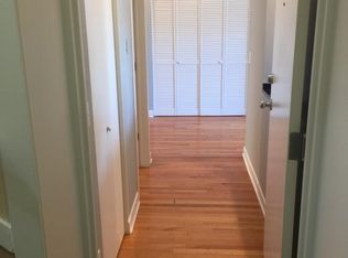 2539 Prairie Ave APT 2W, Evanston, IL 60201