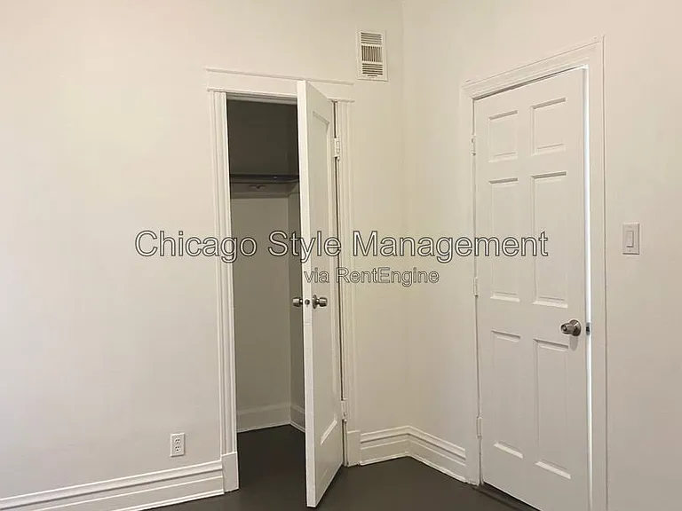 7355 S Emerald Ave #1 — Photo 20