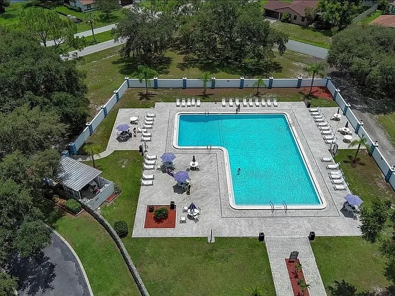 4414 Venice Dr — Photo 34