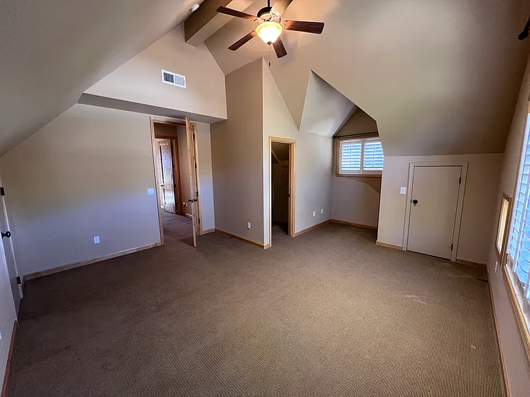 720 Mule Deer Cir — Photo 13