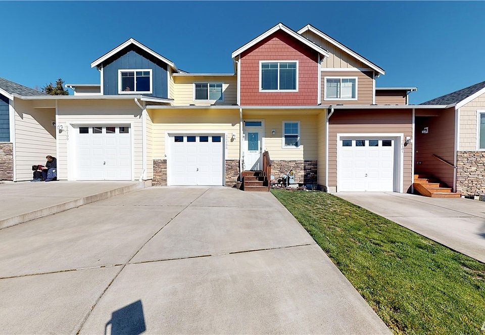 1st image of 26105 21st Ct S