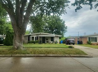 1645 Middlesex Ave, Madison Heights, MI 48071