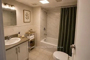 1263 King St W #1 — Photo 5