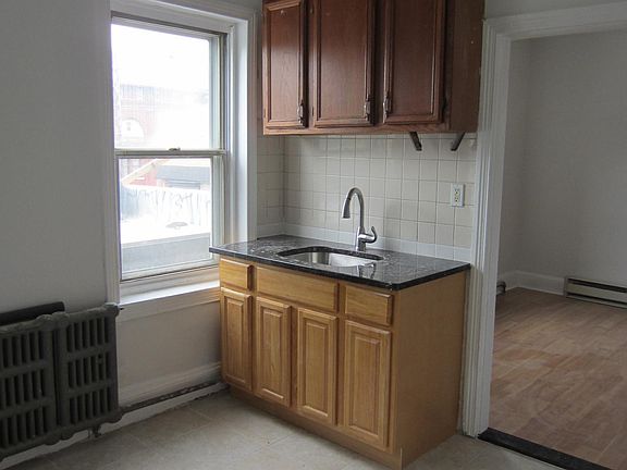 4th image of 4825 Longshore Ave APT 2F