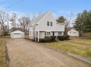 67 Primrose Dr, Warwick, RI 02818