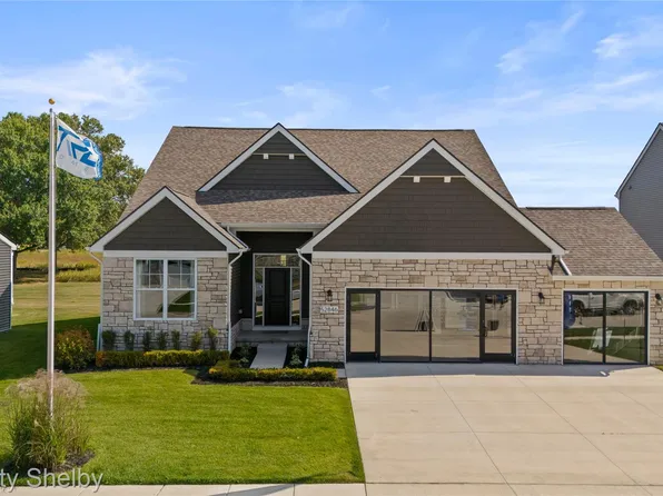 52809 Wellington Valley Dr, Macomb, MI 48042
