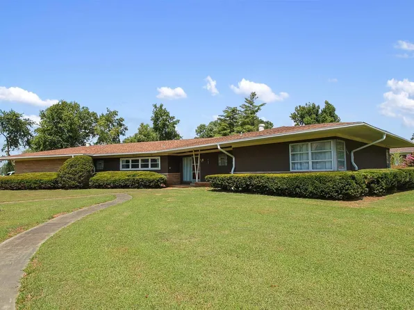 603 N Main St, Carrier Mills, IL 62917