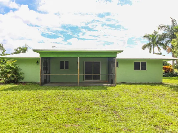 431 NE Julia Court, Jensen Beach, FL 34957