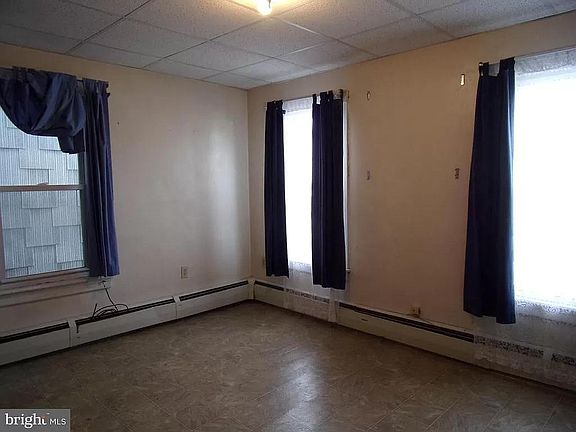 5th image of 80 N Berne St