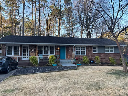 915 Homewood Ct Photo 1