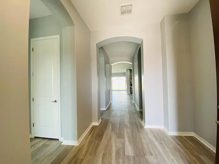 2828 W Patagonia Ct — Photo 2