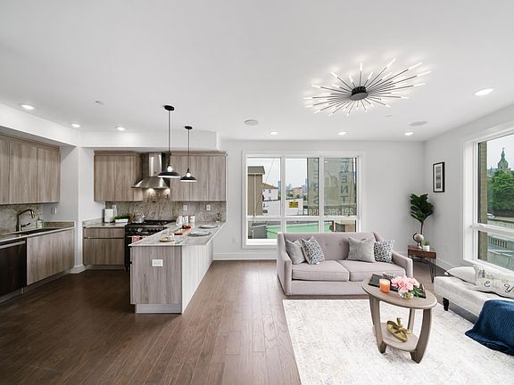 3rd image of 167 Saint Paul Ave #301