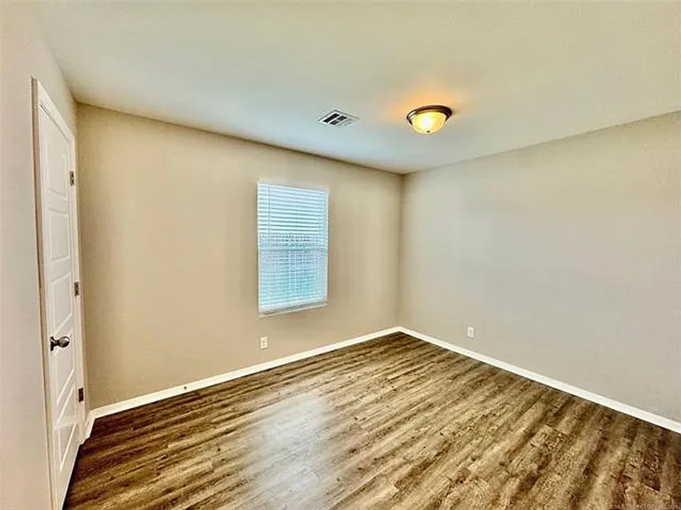 14315 N 73rd East Ave — Photo 22