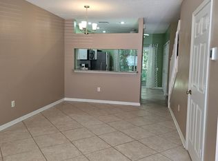 8626 Hunters Key Cir, Tampa, FL 33647