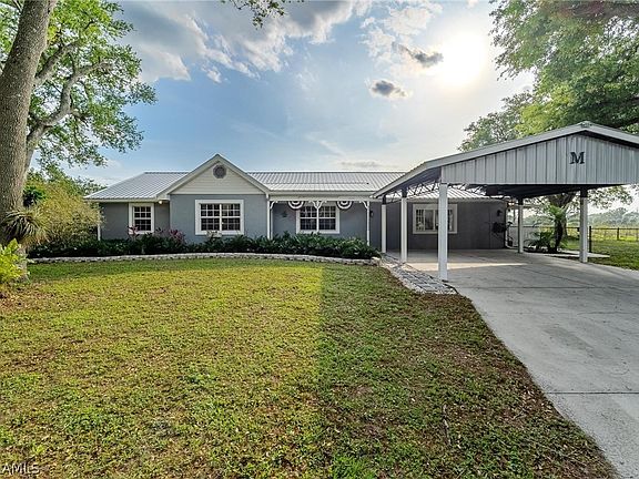 3rd image of 1224 Park Dr