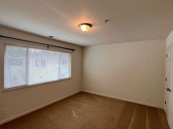 5th image of 831 University Ave #11043328