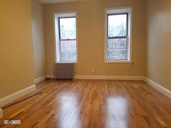 3rd image of 28 Powers St APT 3R