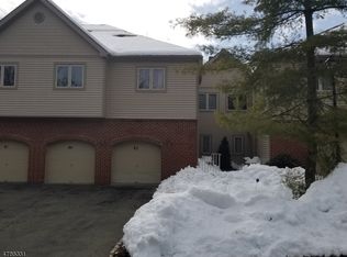 83 Sunrise Dr, Whippany, NJ 07981