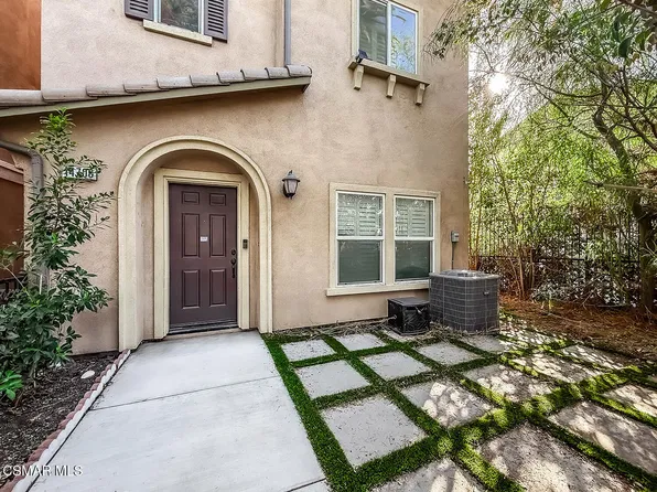 14708 Sherman Way, Van Nuys, CA 91405