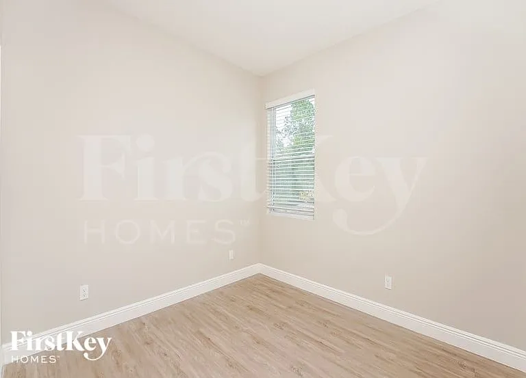 2420 San Filippo Dr SE — Photo 12